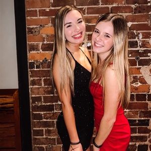 Sparkly Windsor dress medium